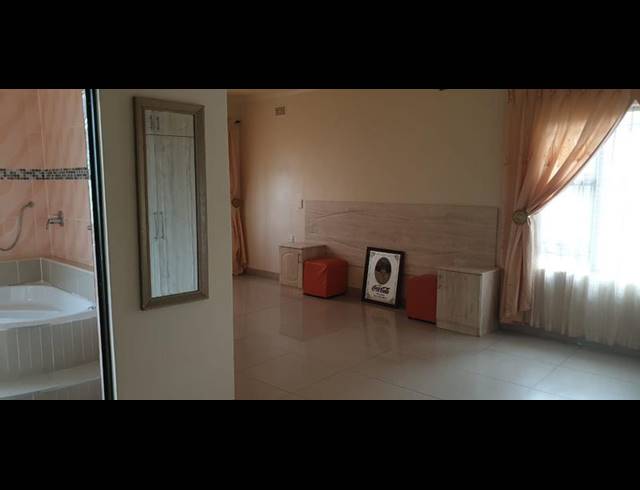 4 BEDROOM PROPERTY TO RENT IN LA MERCY